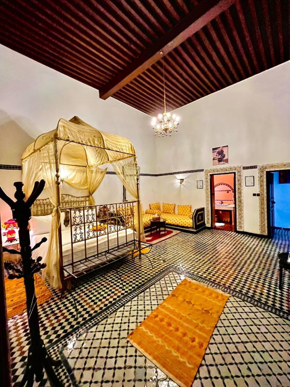 Riad Lalla Zoubida Fez Exterior photo