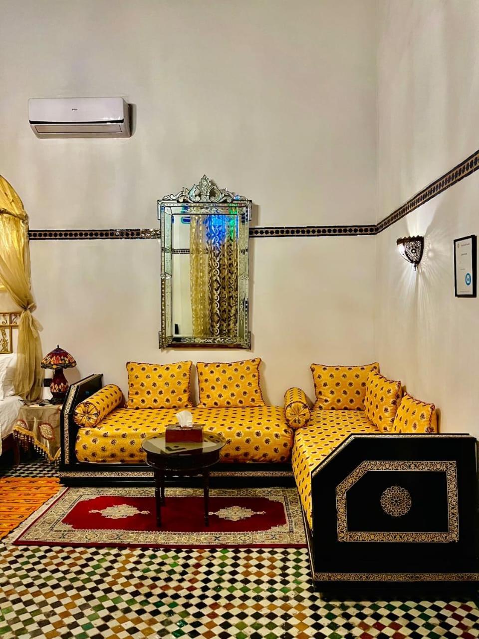 Riad Lalla Zoubida Fez Exterior photo